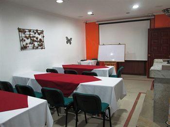 Ayenda 1068 Plaza 36 Hotel 3*