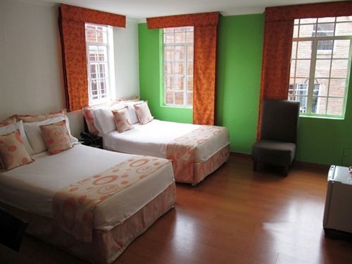 Ayenda 1068 Plaza 36 Hotel 3*