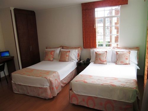 Ayenda 1068 Plaza 36 Hotel Bogotá