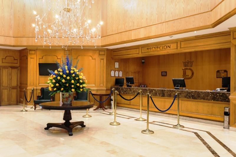 Hotel Dann Carlton