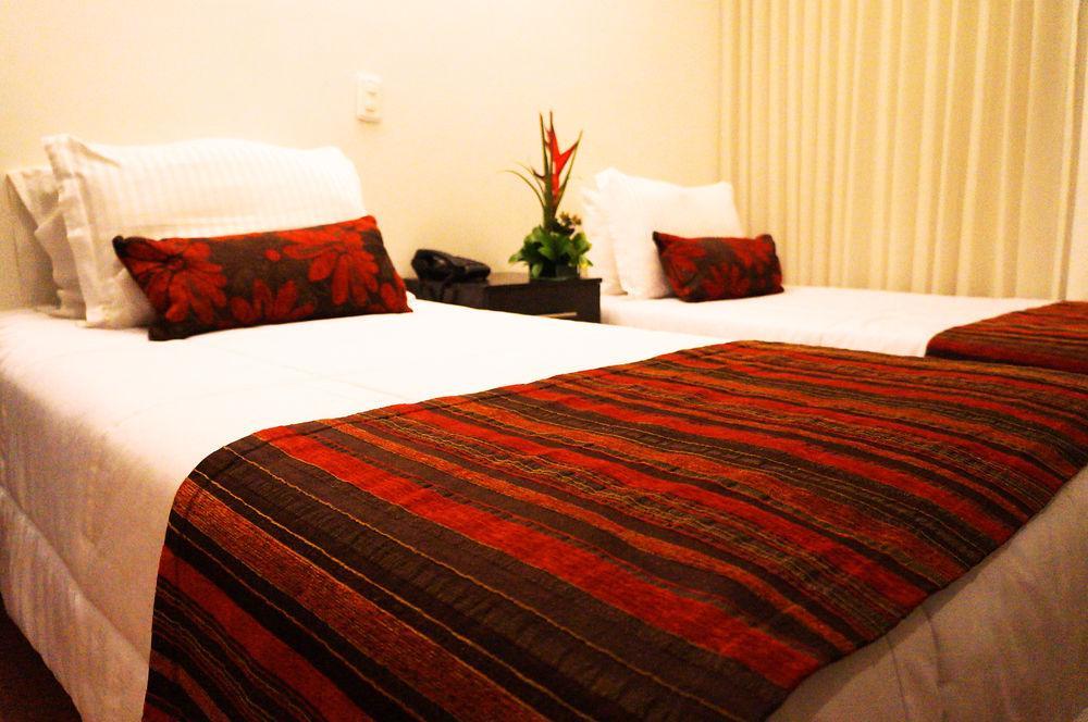 Airport Travel Hotel Bogotá