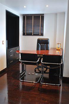 Arlington Place 4*