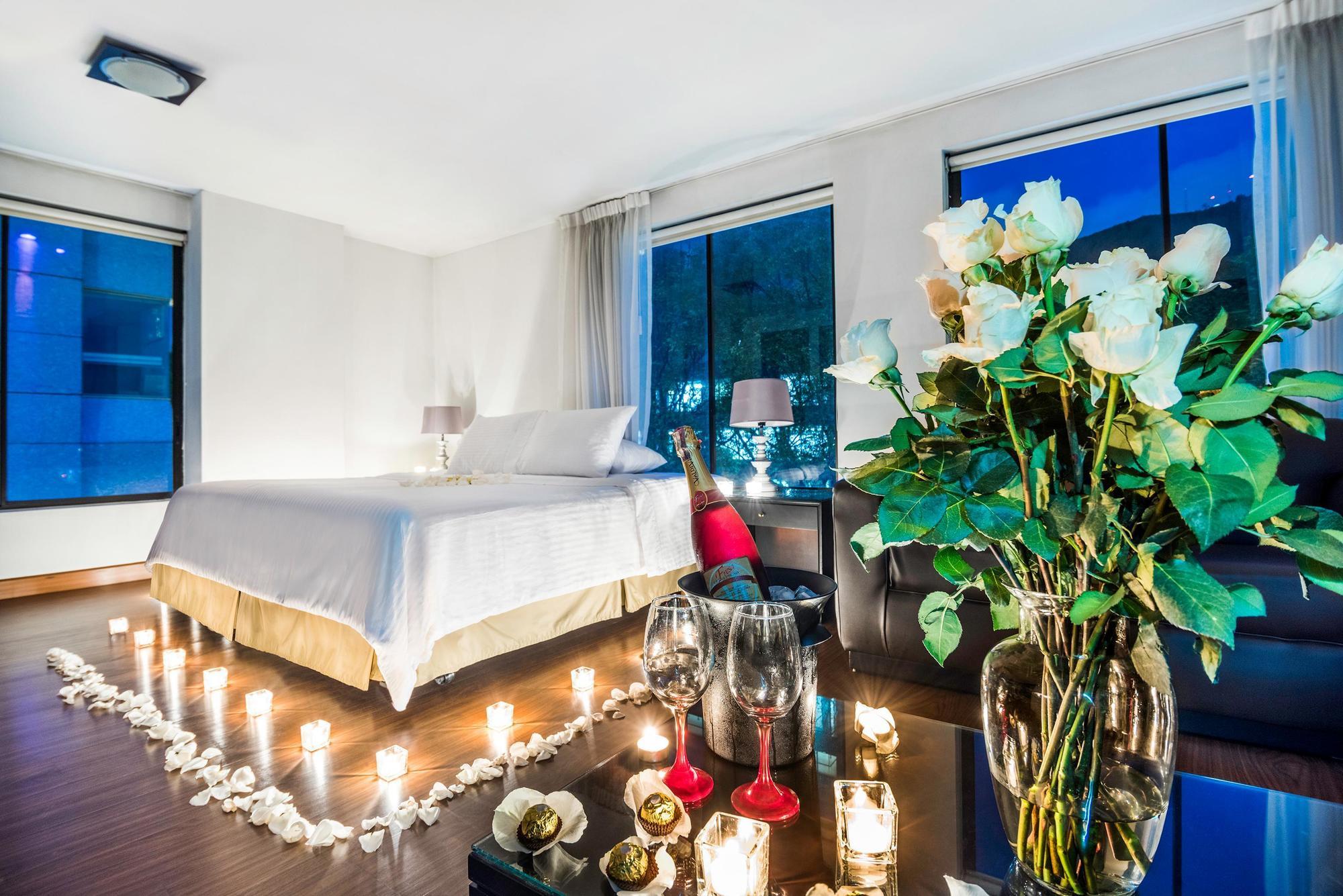 Apartahotel Lloyds Apartasuites Parque 93