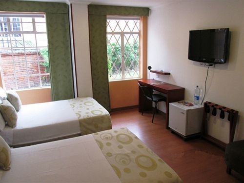 Hotel Ayenda 1068 Plaza 36 3*