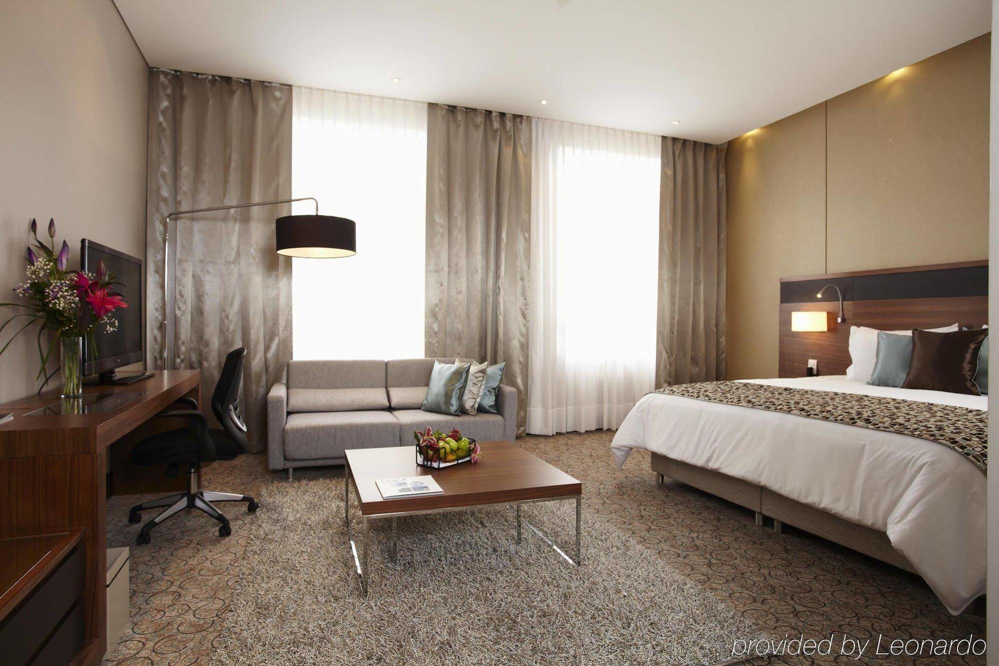 Doubletree By Hilton - Calle 100 Hotel