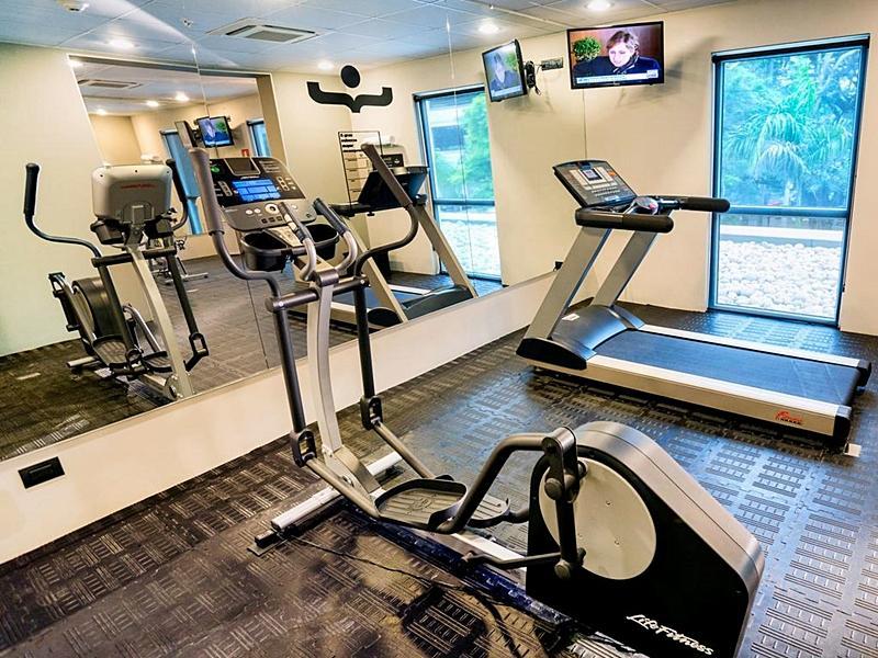 Hotel Express Junior By Marriott Aeropuerto