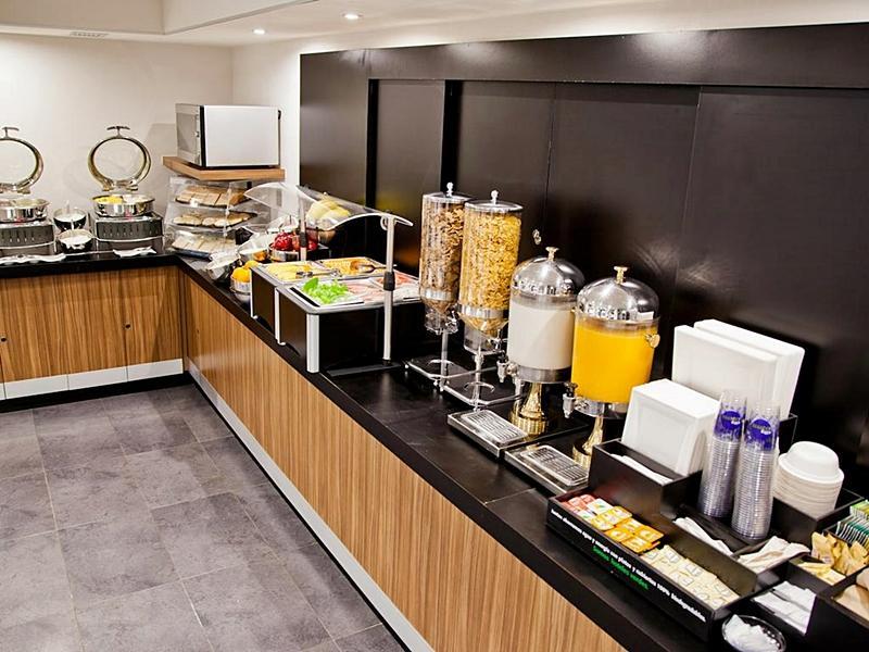 Express Junior By Marriott Aeropuerto