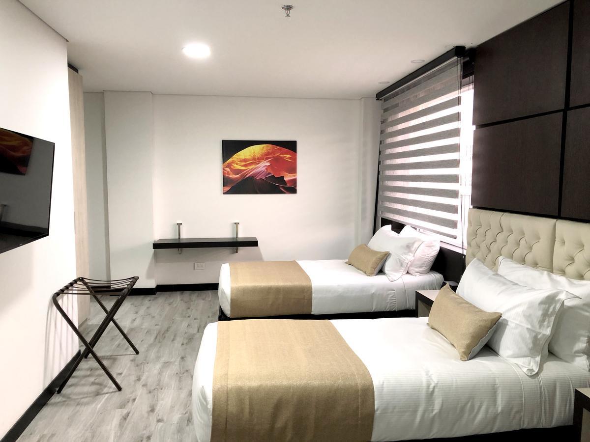 Hotel American Visa Tower 4*