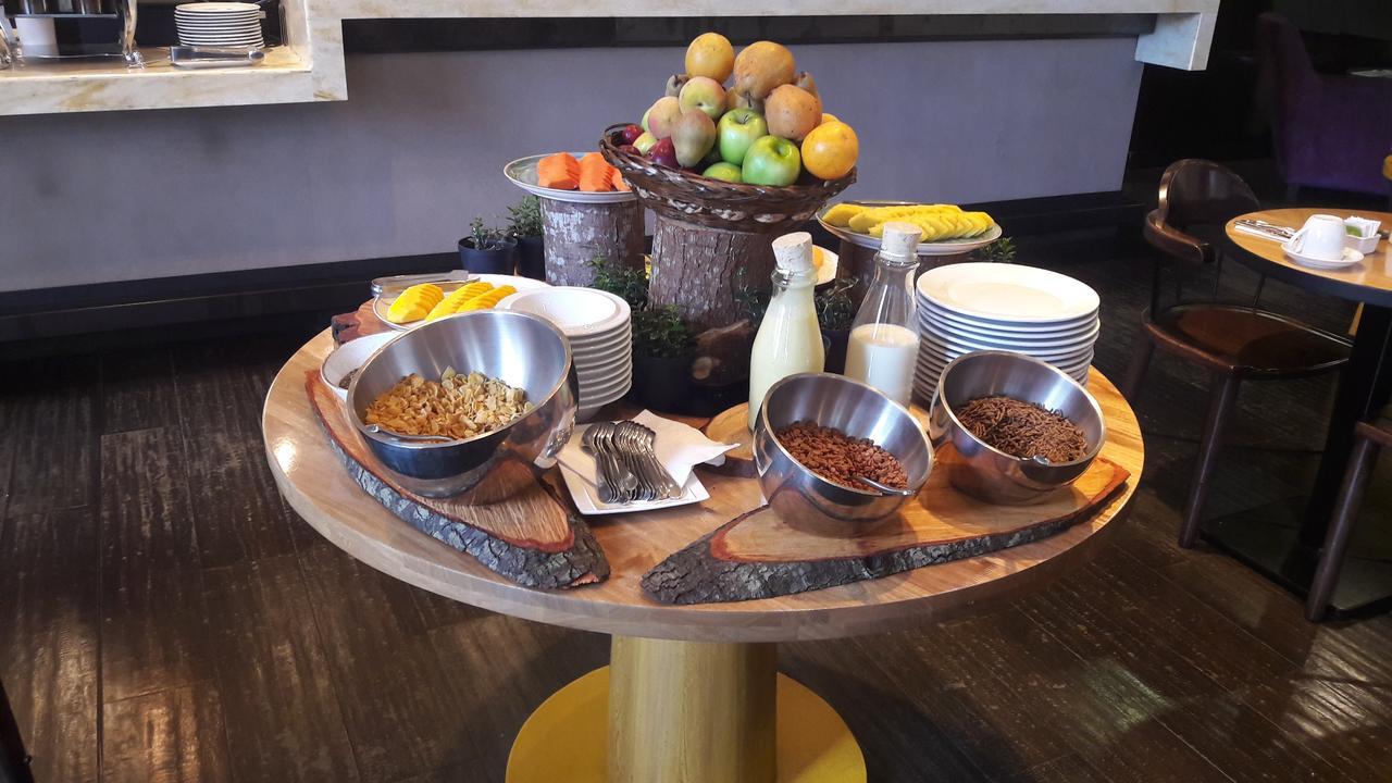100 Luxury By Preferred Hotel Bogotá