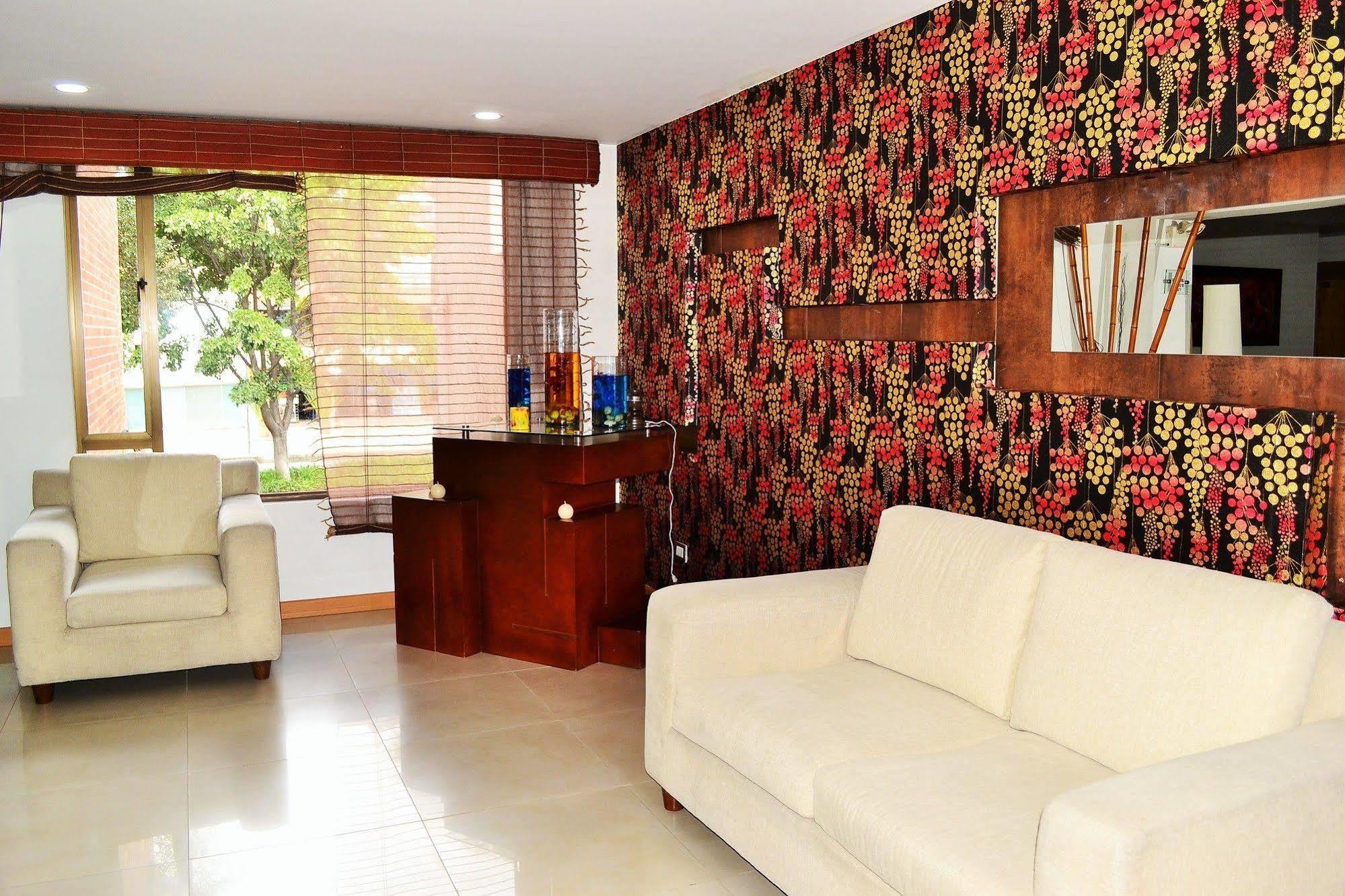 Hotel Breton Hill Parque 93