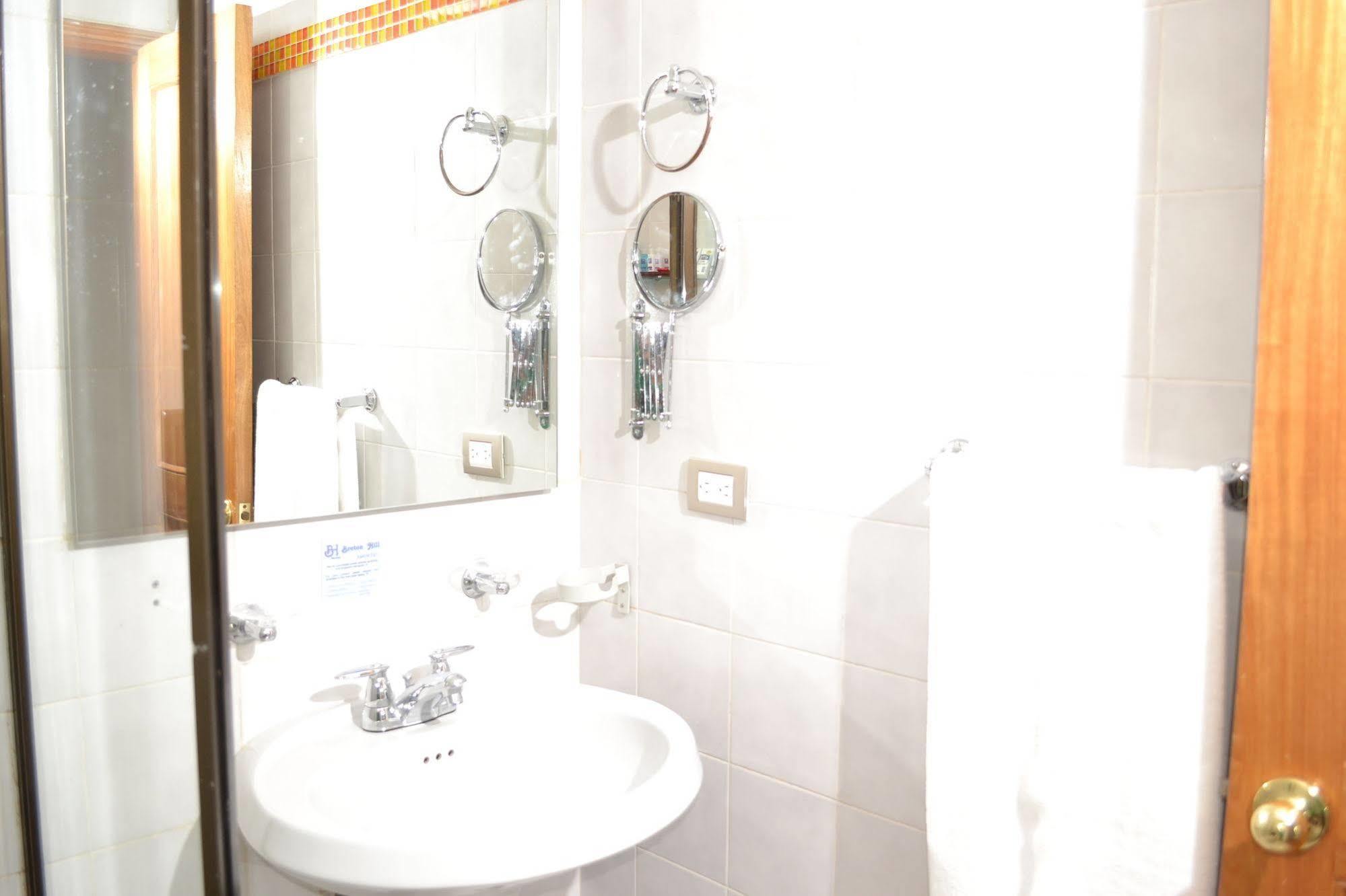 Hotel Breton Hill Parque 93 3*