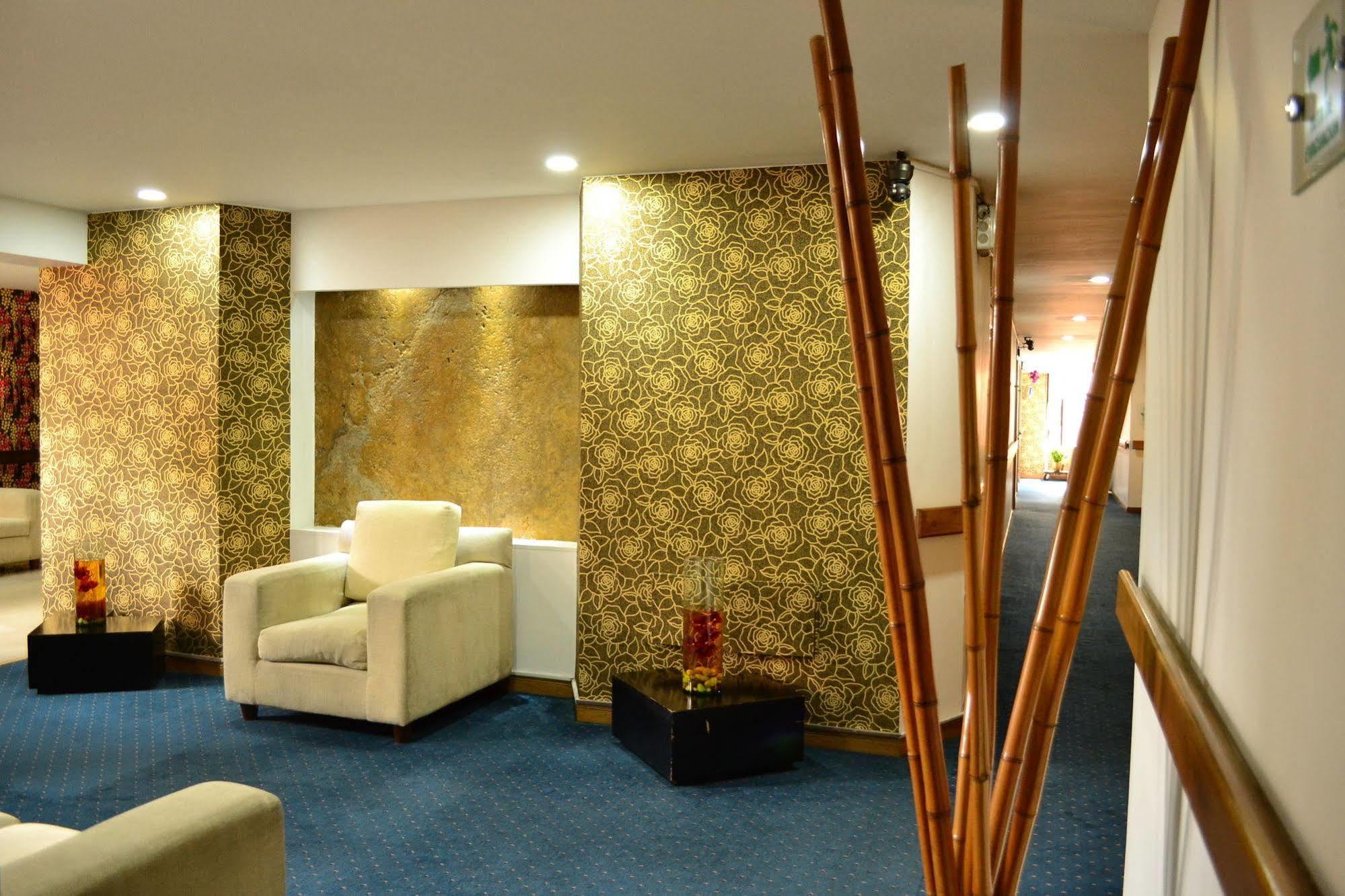 Breton Hill Parque 93 Hotel 3*