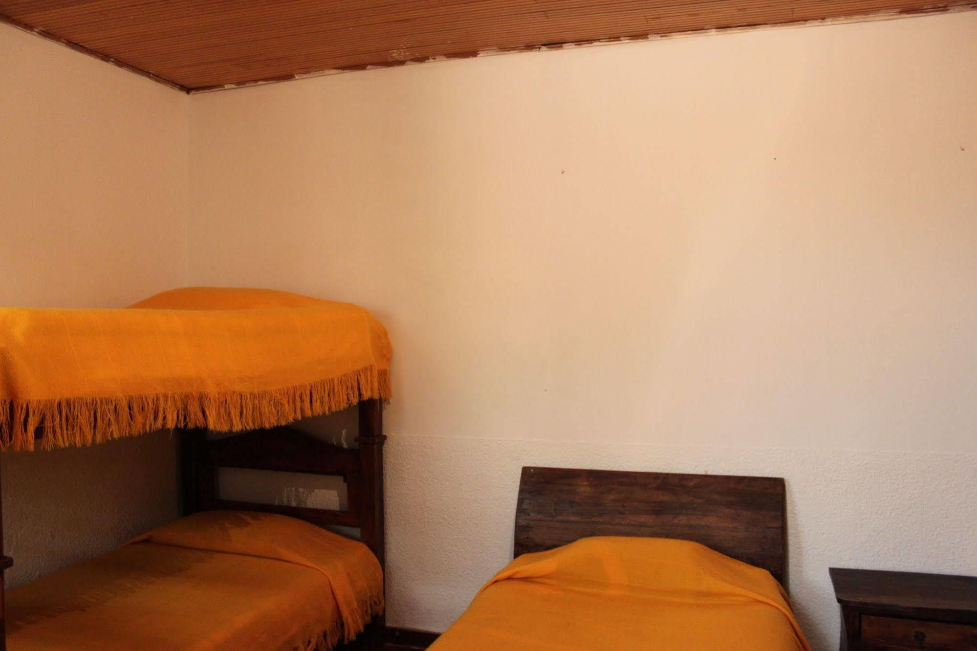 Iku Backpackers Hostal *