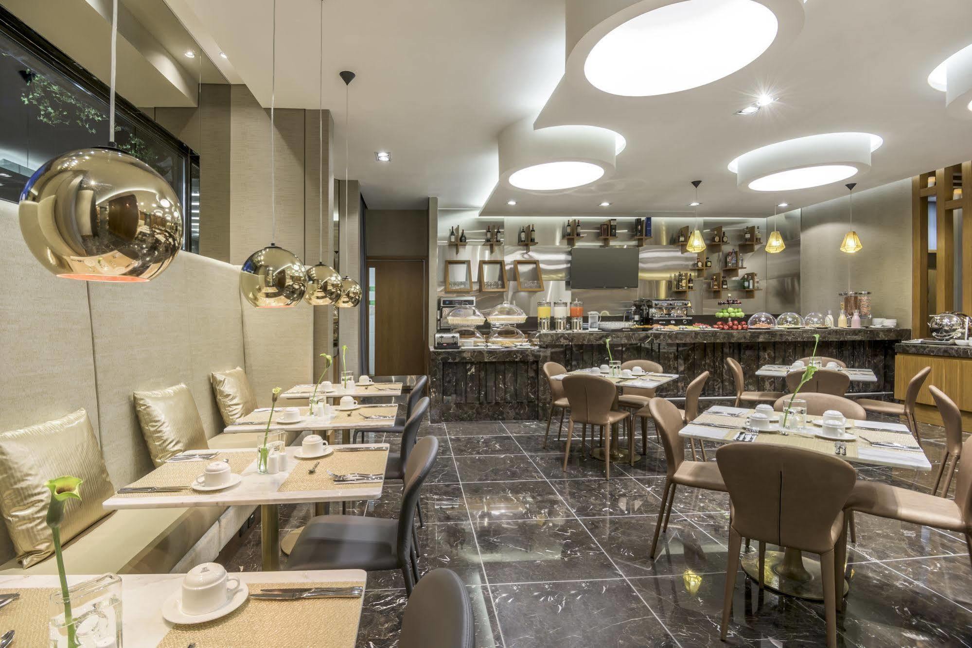Hotel Courtyard By Marriott Airport Bogotá
