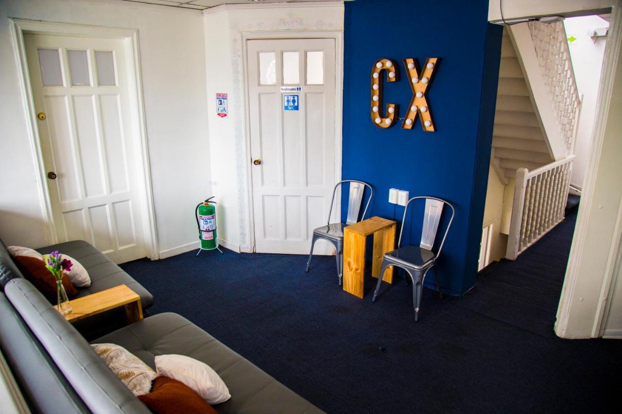 Cx Hostal *