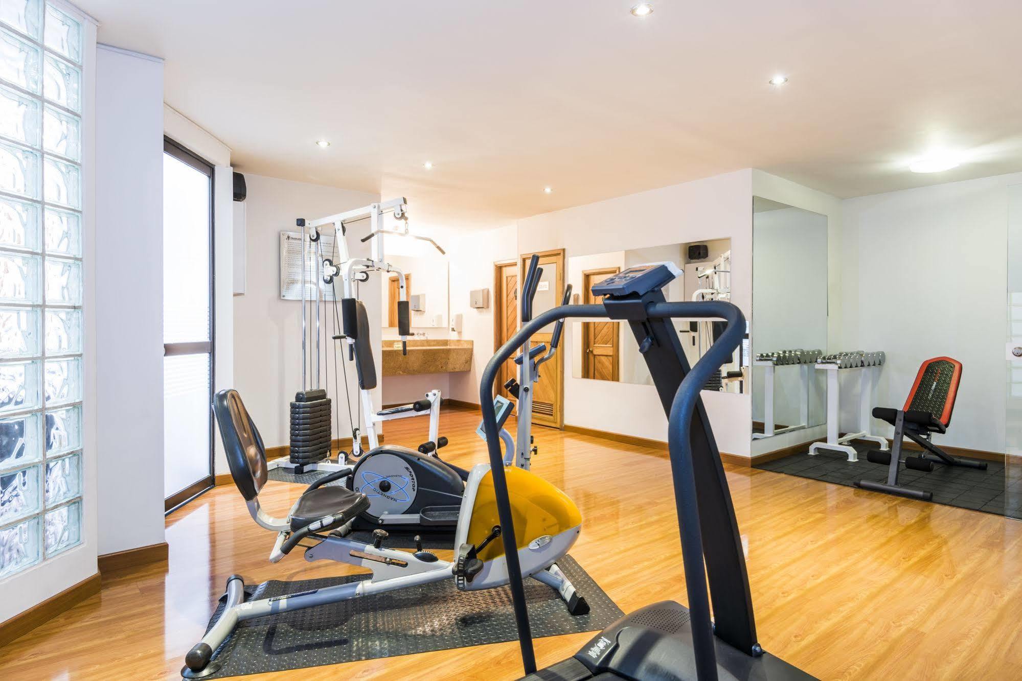 Apartahotel Travelers Fontana Plaza 4*