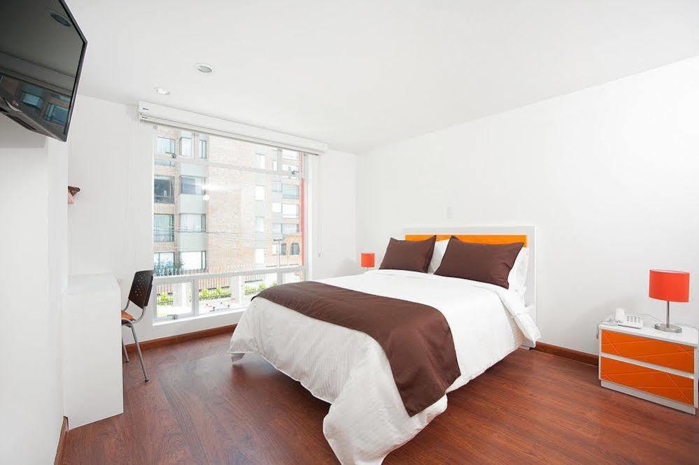 Hotel Castellana 100