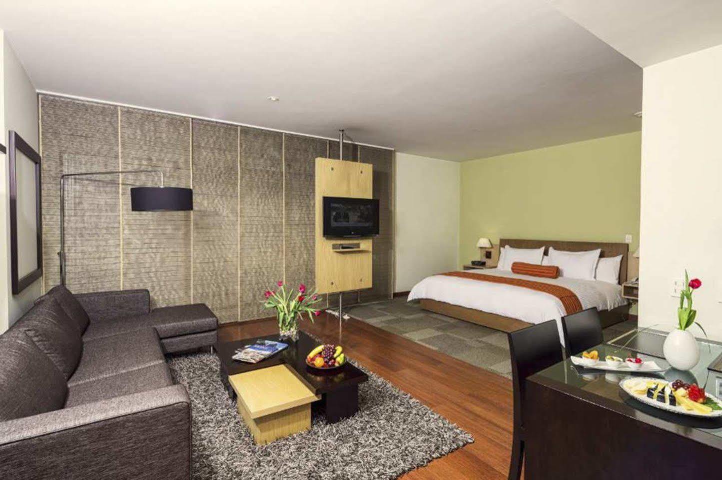 Doubletree By Hilton - Calle 100 Hotel