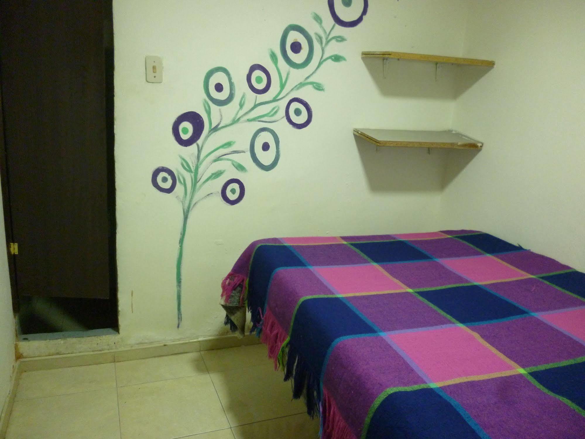 Hostal Chorro De Quevedo *