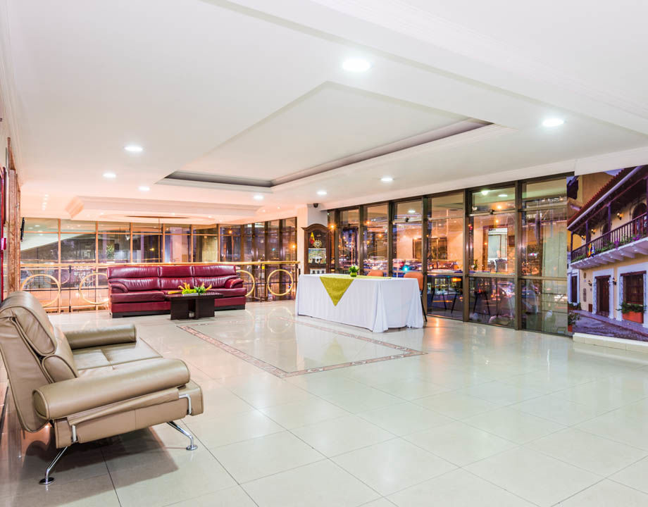 Andes Plaza 4*