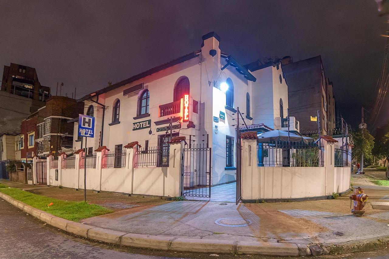 Hotel Ayenda La Tua Casa