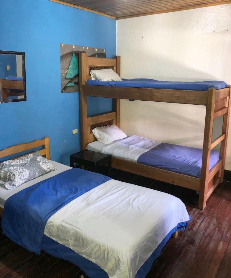 Casa Reina Hostal *