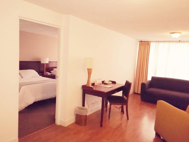 Excelsior Hotel 3*