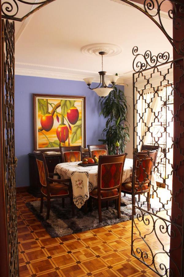 Casa Morisca/moorish House Habitación en casa particular
