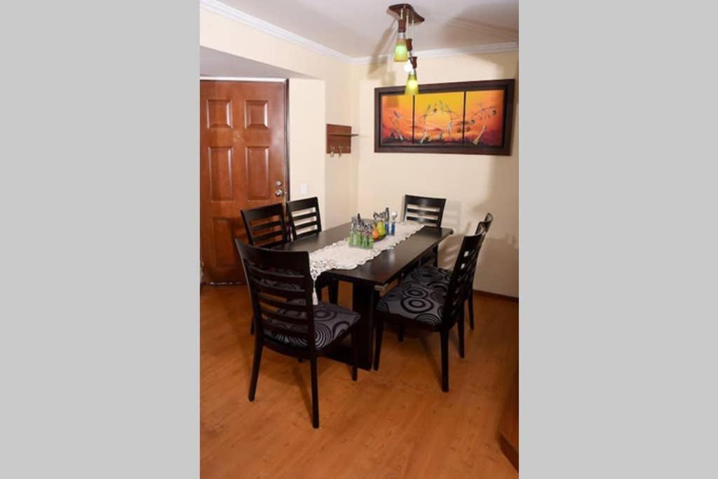 Apartment: Corferias, Embajada, Airport, Agora,g12 Apartamento *