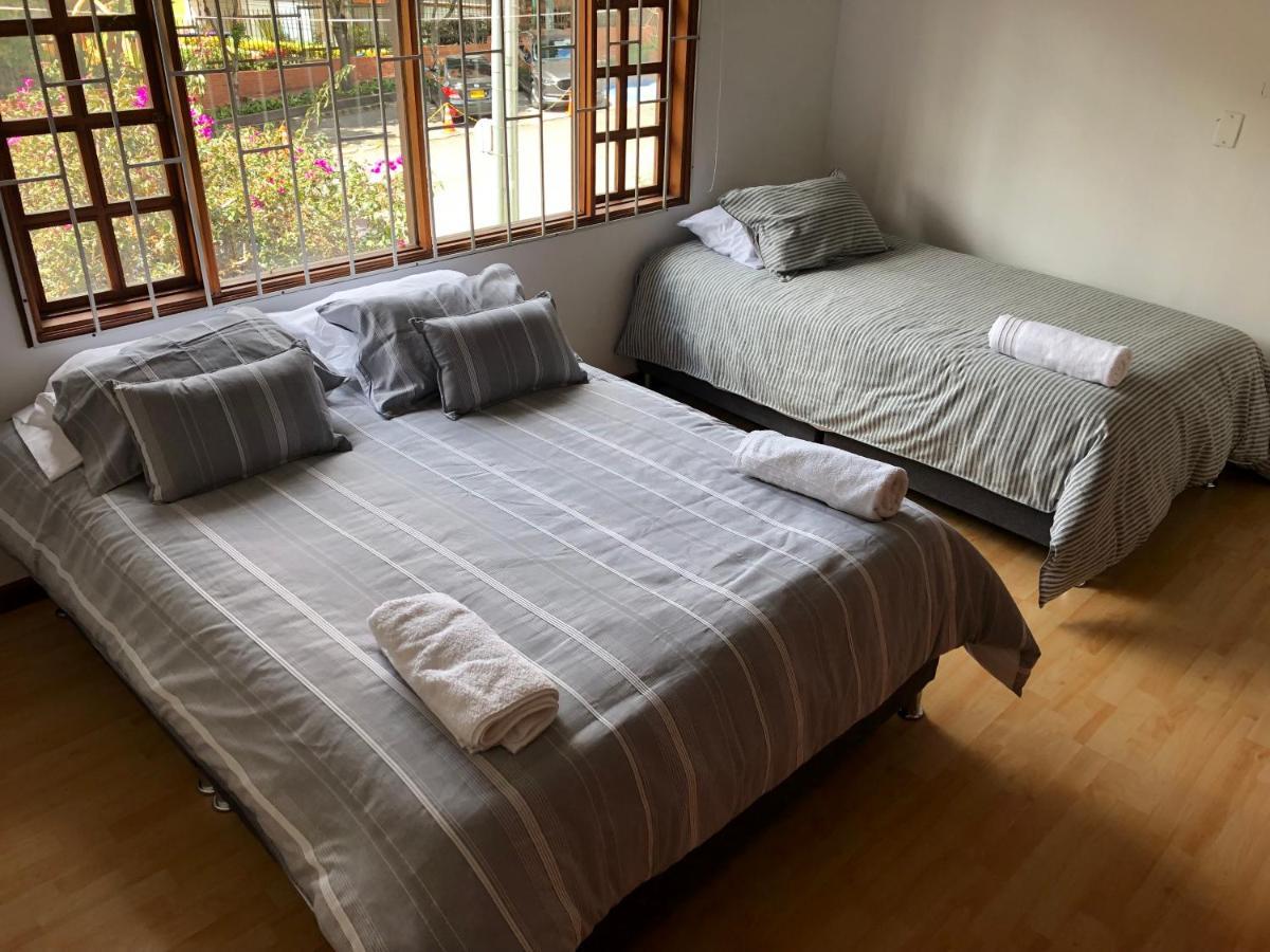 Casa Amarilla Hostal *