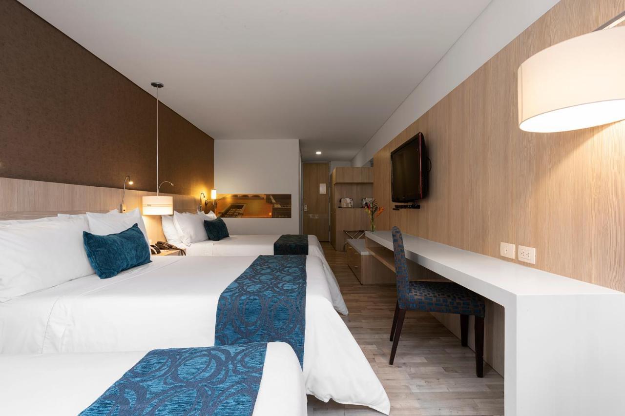 Hotel Bh Bicentenario 4*