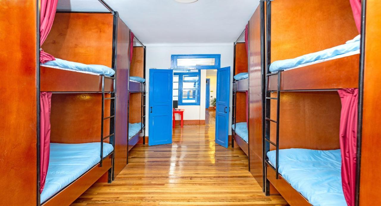 Granada Hostal *